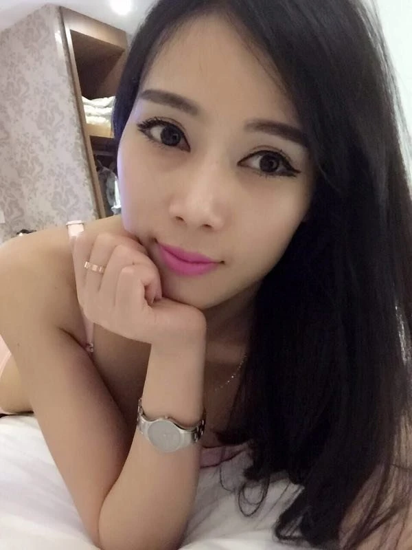 Angela – South Korean escort in Baghdad — 2 / 7