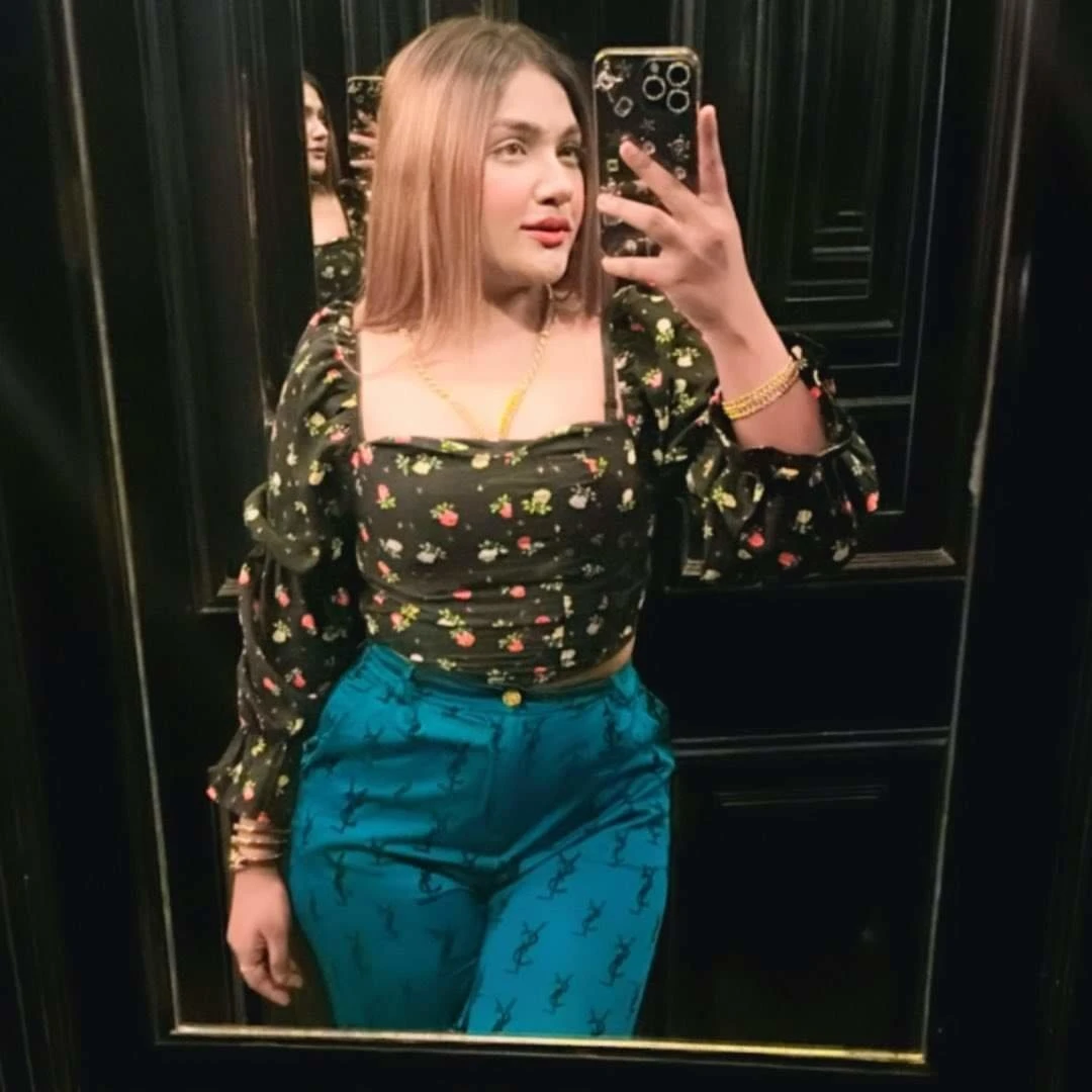Best Cam Show Model Mahi – Indian escort in Mumbai — 3 / 19