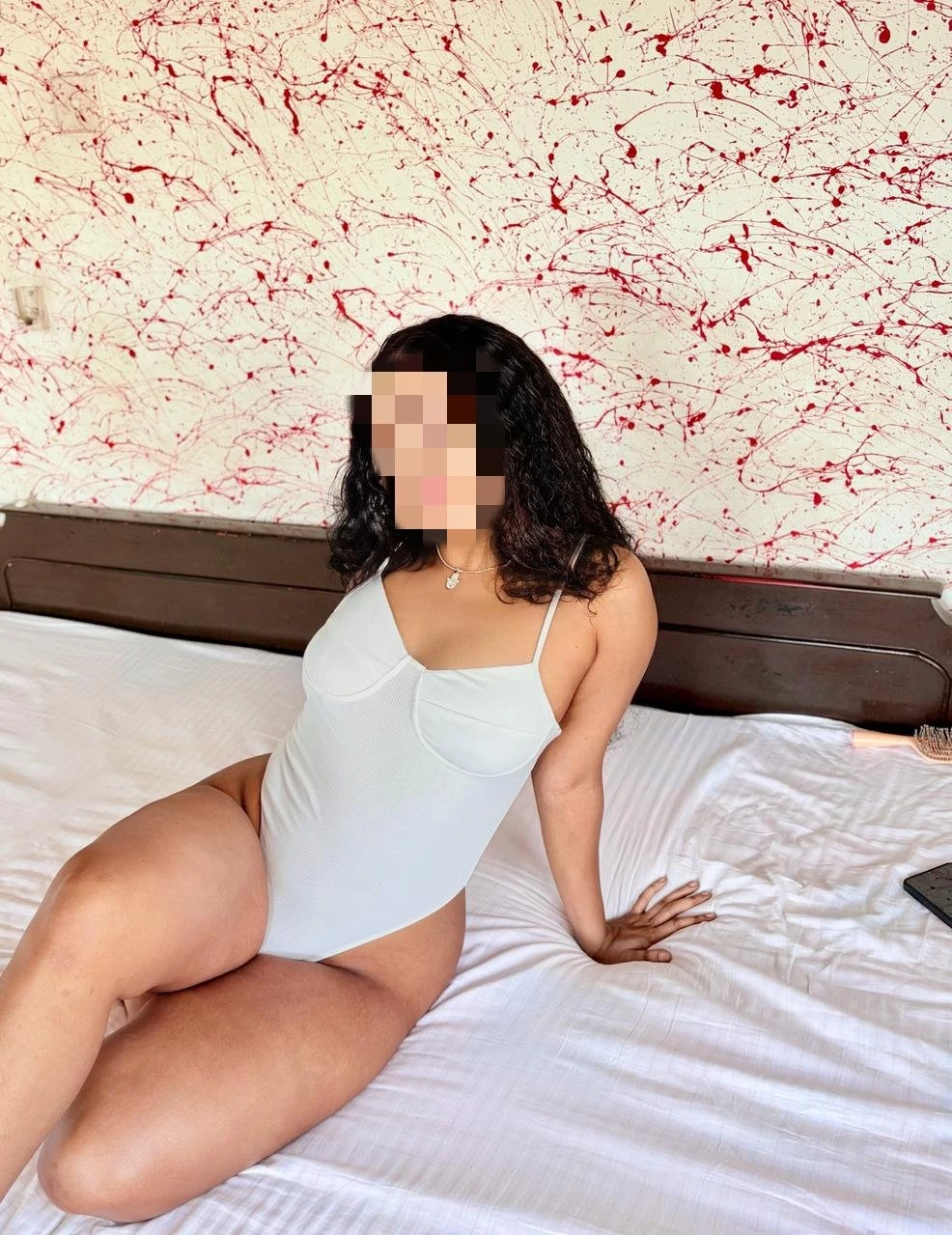 Lucie – French escort in Colombo — 3 / 9