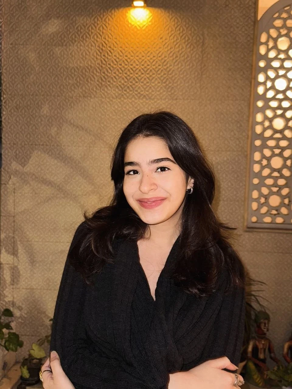 Aayushi – Indian escort in Noida — 4 / 5