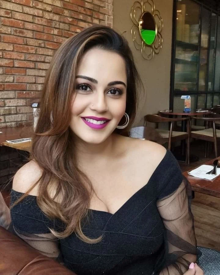 Srishti (Independent) Real Meet Only – Indian escort in Hyderabad — 3 / 4