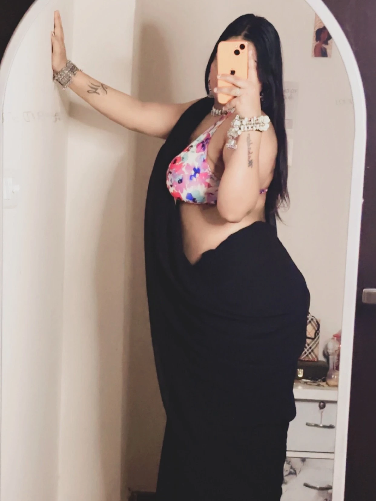 I Am Pooja Cam Session and Real Session – Indian dominatrix in Kolkata — 4 / 7