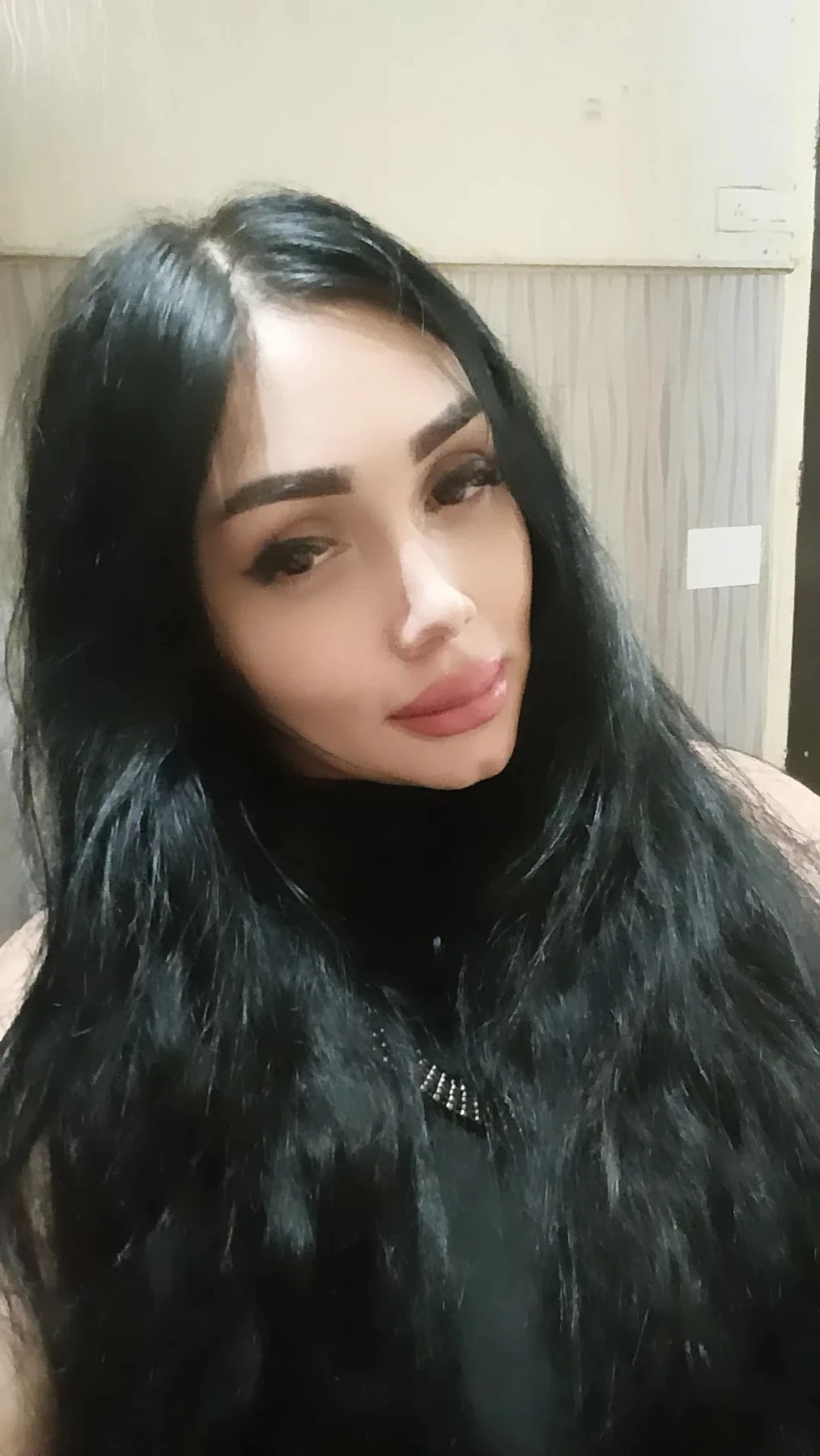 Milana – Russian escort in Mumbai — 3 / 8