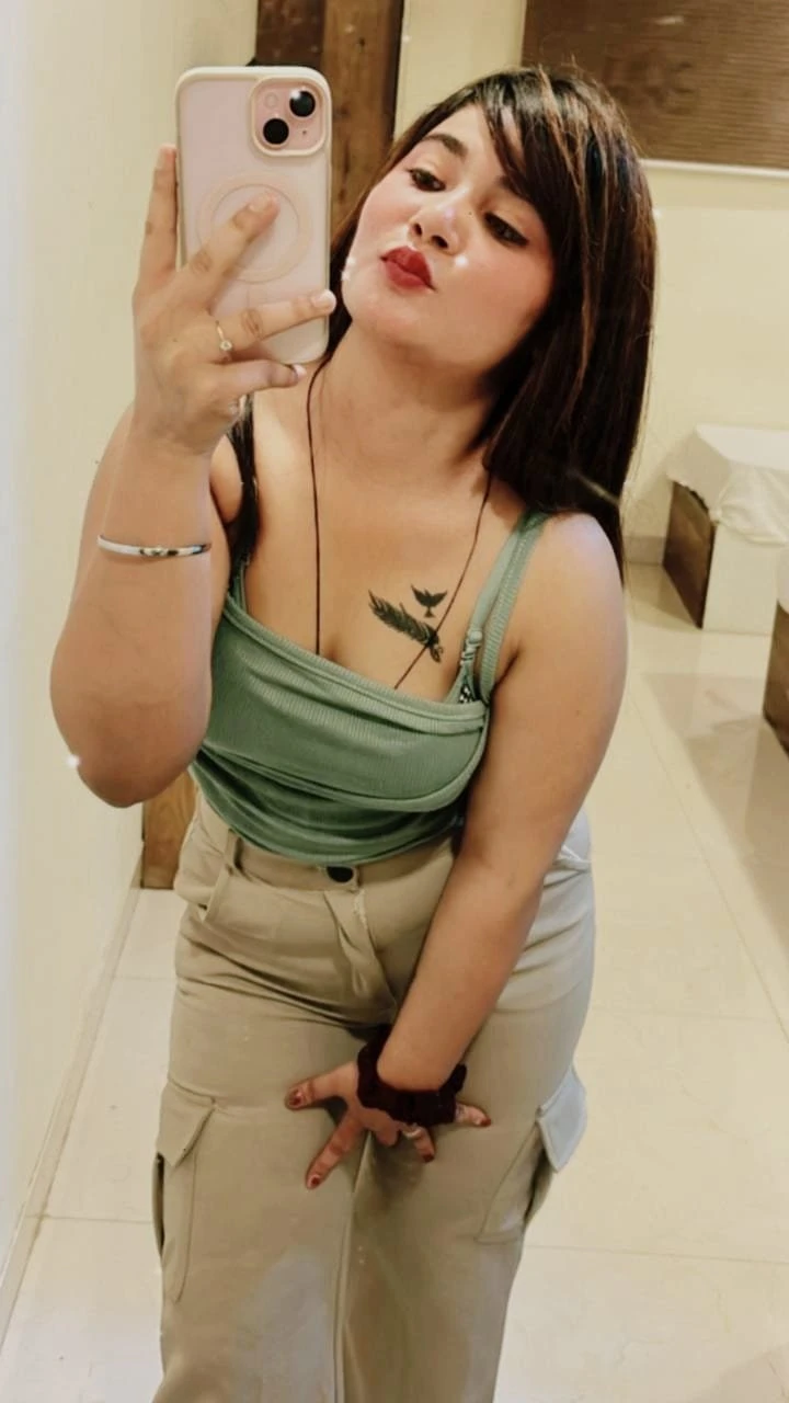 Rishika Meet – escort in Kochi — 2 / 3
