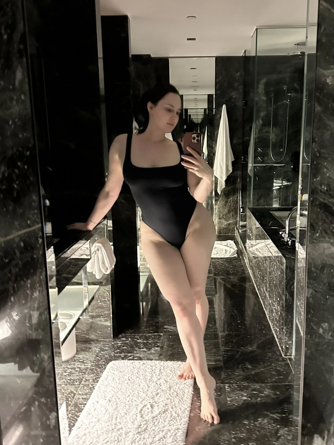 Angel Grifen – British escort in Stockholm — 3 / 8