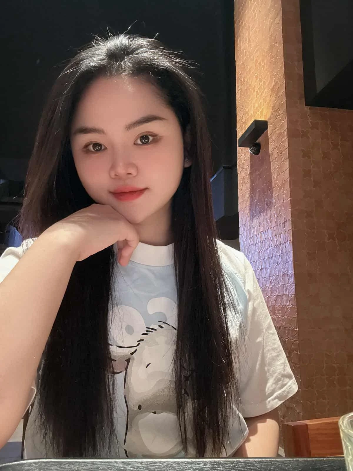 Anna – Filipino escort in Tirana — 2 / 5