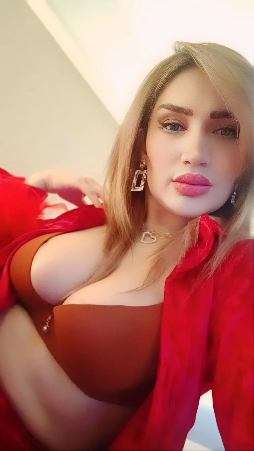 Top Quality Russian Escort Genuine Price – Russian escort agency in Pune — 1 / 3