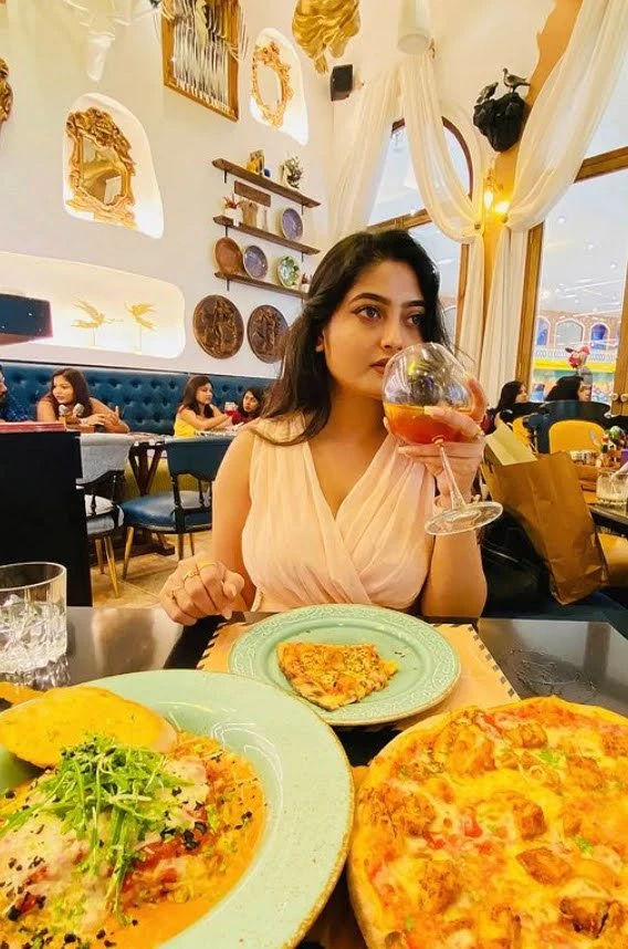 Leena Escorts – Indian escort in Hyderabad — 21 / 23