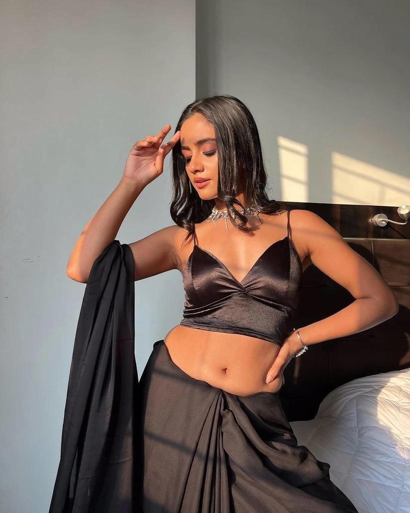 Anaya – Pakistani escort in Islamabad — 16 / 19