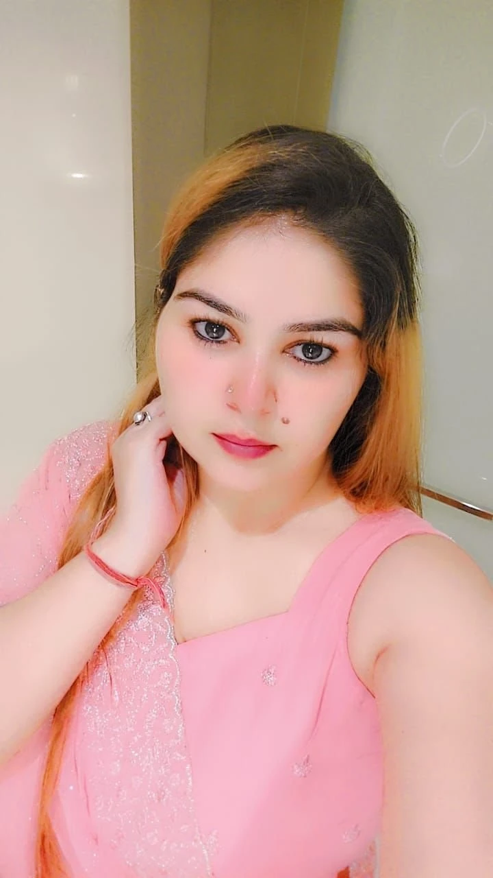 Udaipur Escort Service – Indian escort in Udaipur — 4 / 5