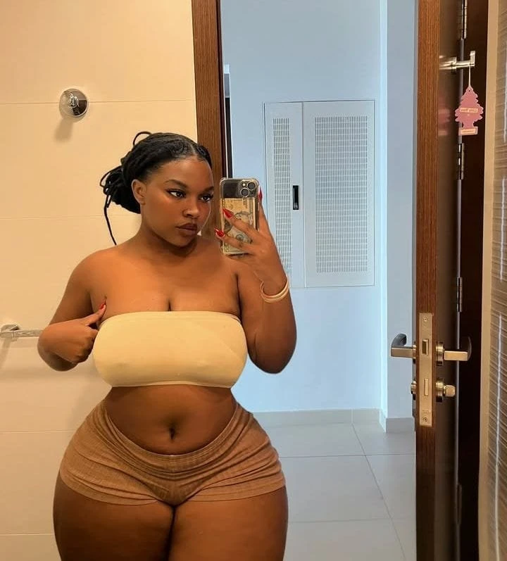 African Mimi +91//897475//2482 – escort in New Delhi — 3 / 7
