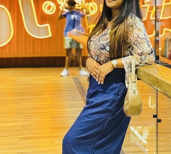 Raveesha – Indian escort in Colombo — 2 / 4