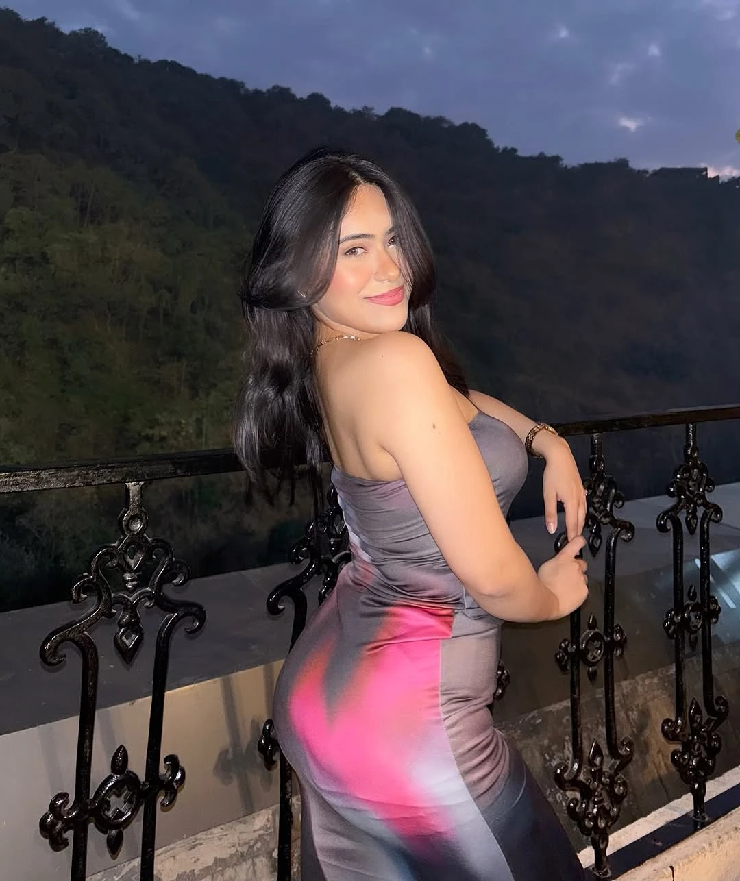 High' Profile and Vip Escort – Indian escort in Kolkata — 5 / 7