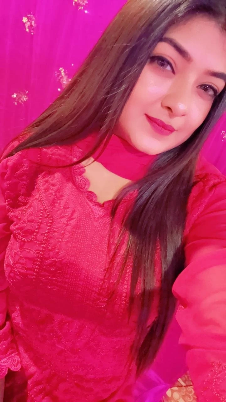 Nishu real meet incall – Indian escort in Ahmedabad — 6 / 28