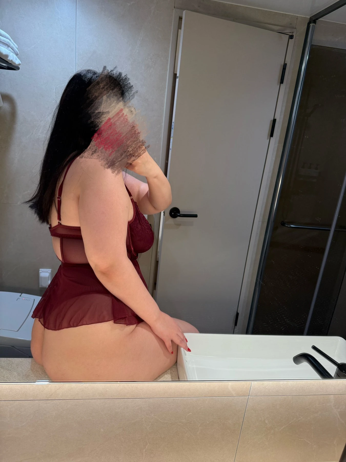 Curvy Mina – South Korean escort in Seoul — 6 / 11