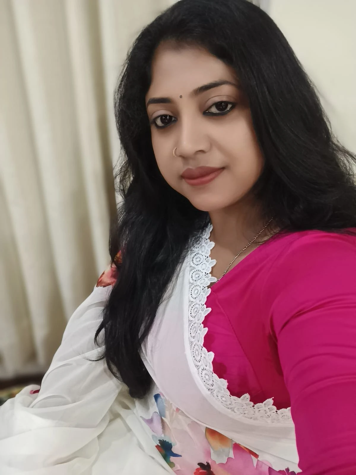 Anu – Indian escort in Kolkata — 17 / 18