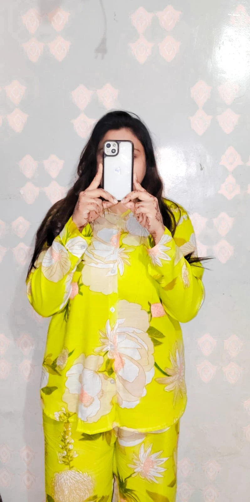// ❣️ ishika Cam or Real Meet❣️// – Indian escort in Mumbai — 2 / 3