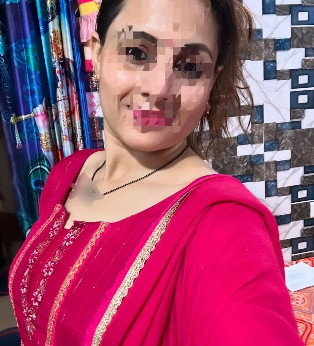 Yashika – Indian escort in Gangtok — 2 / 4