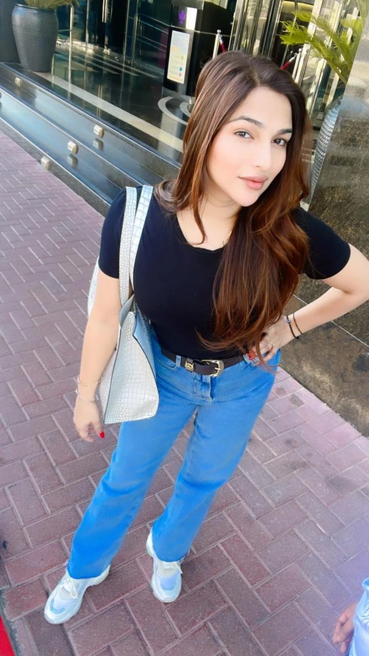 Miss Sneha – Indian escort in Pune — 13 / 31