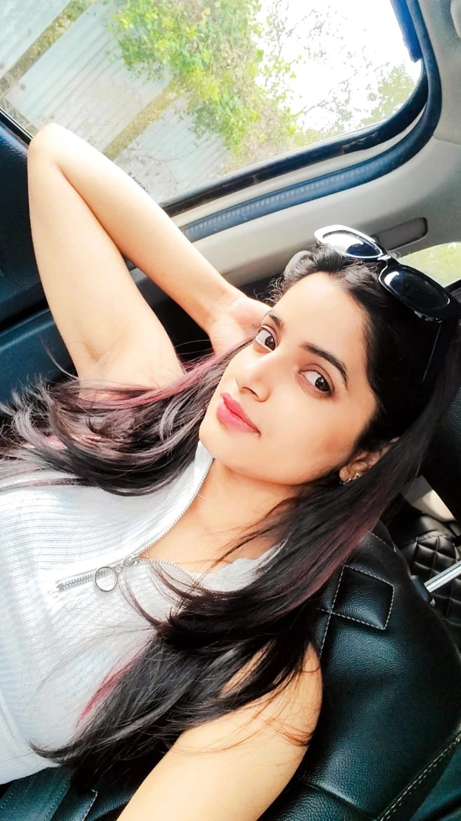MYSELF VEDIKA INDEPENDENT PROFILE – Indian escort in Chennai — 3 / 5