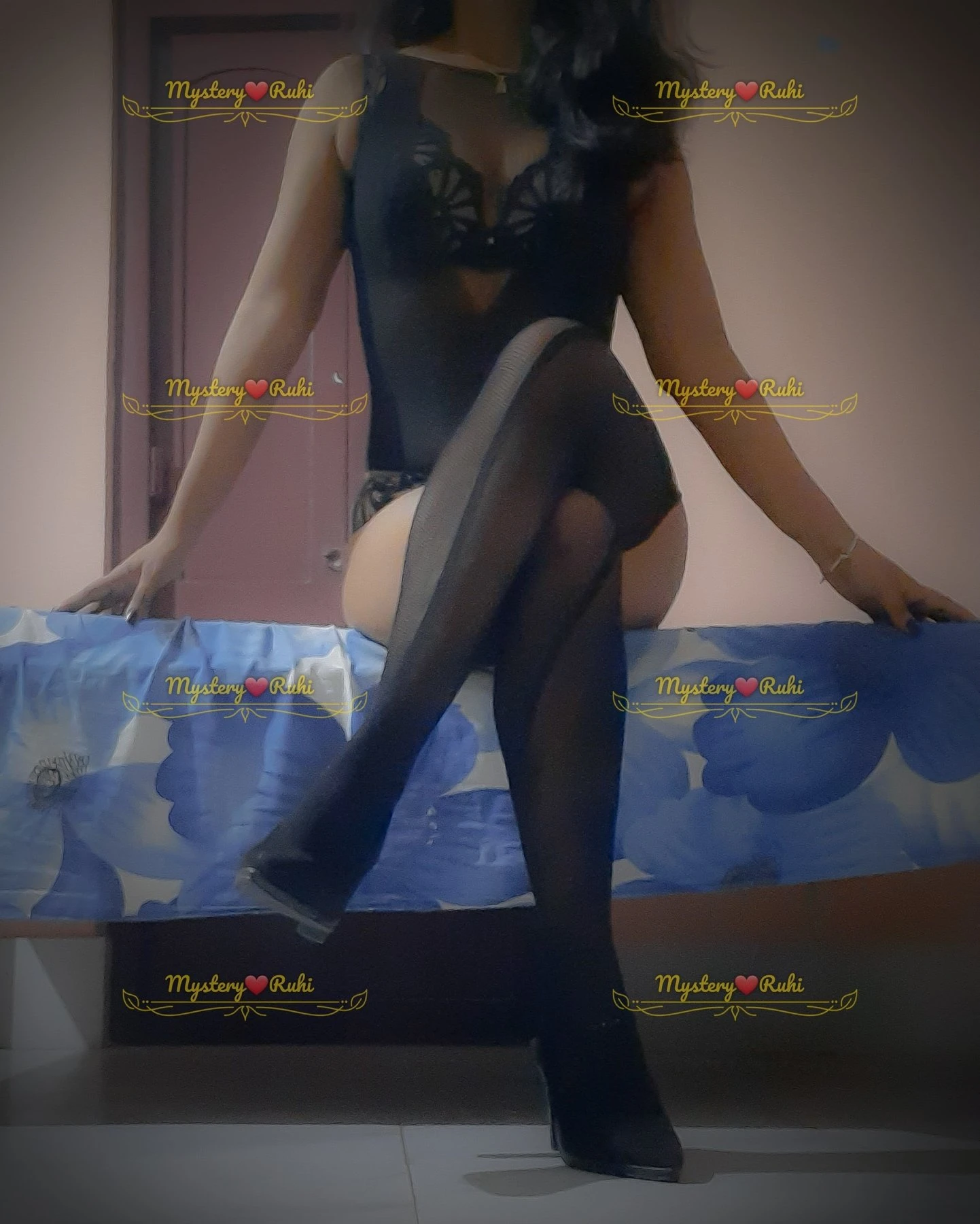 Mystery Ruhi Premium CamGirl – Indian escort in New Delhi — 15 / 20