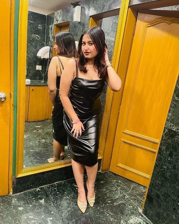 Anushka Incall Outcall – Indian escort in Noida — 4 / 7