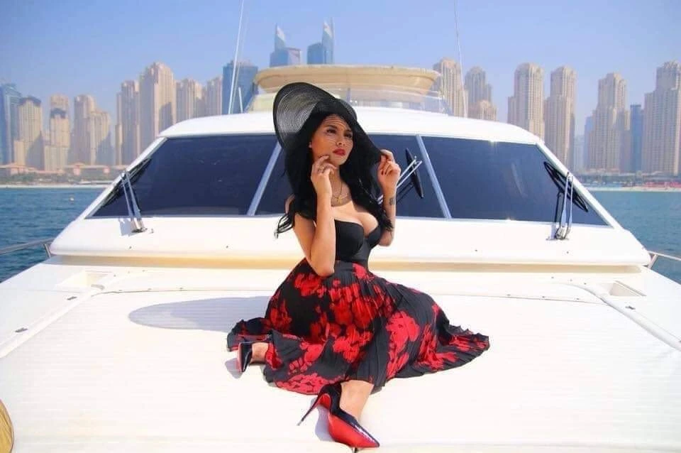 Beautiful Maxene Love – Colombian escort in Macao — 13 / 17