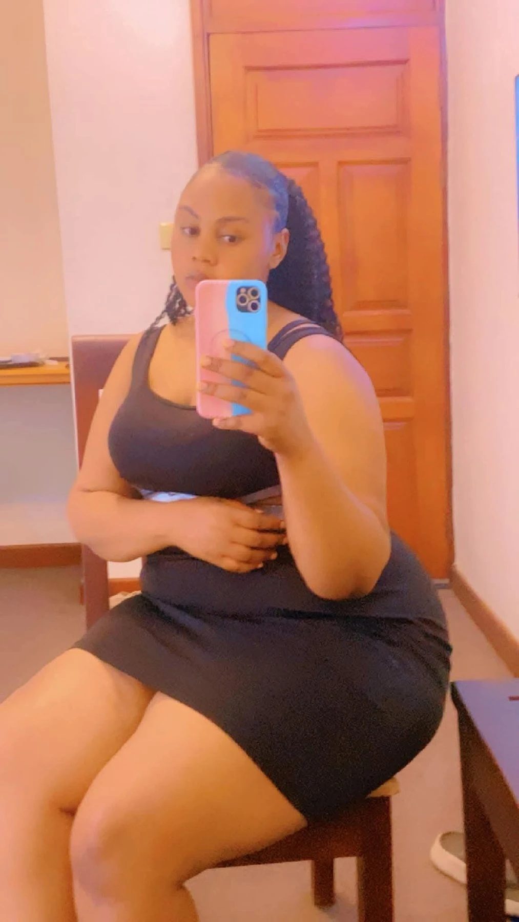 MoMo Darling – Tanzanian escort in Kathmandu — 2 / 8
