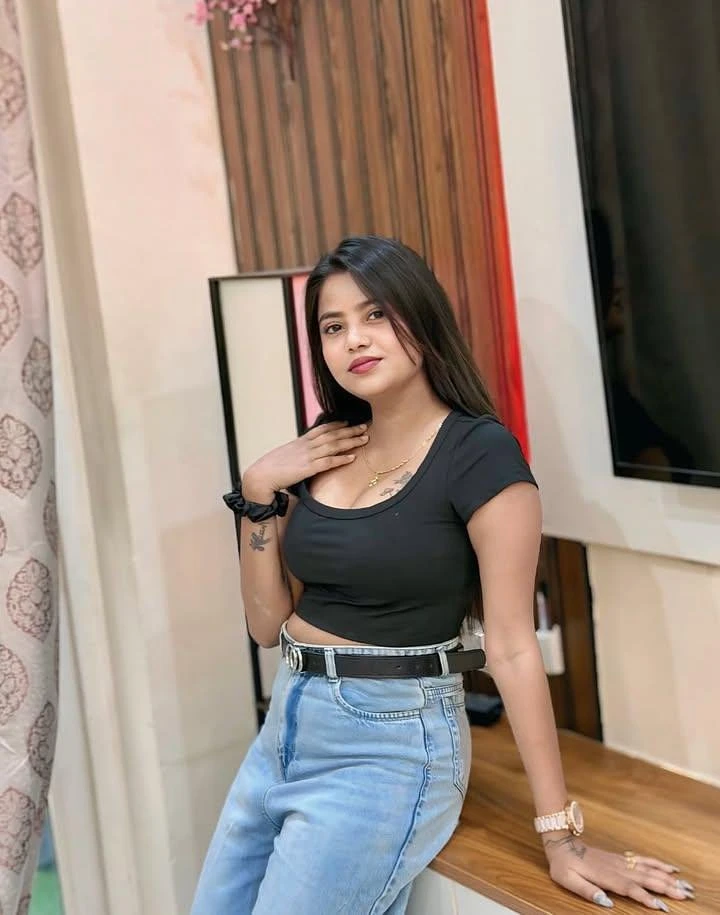 Divya – Indian escort in Shillong, Escort, Shillong