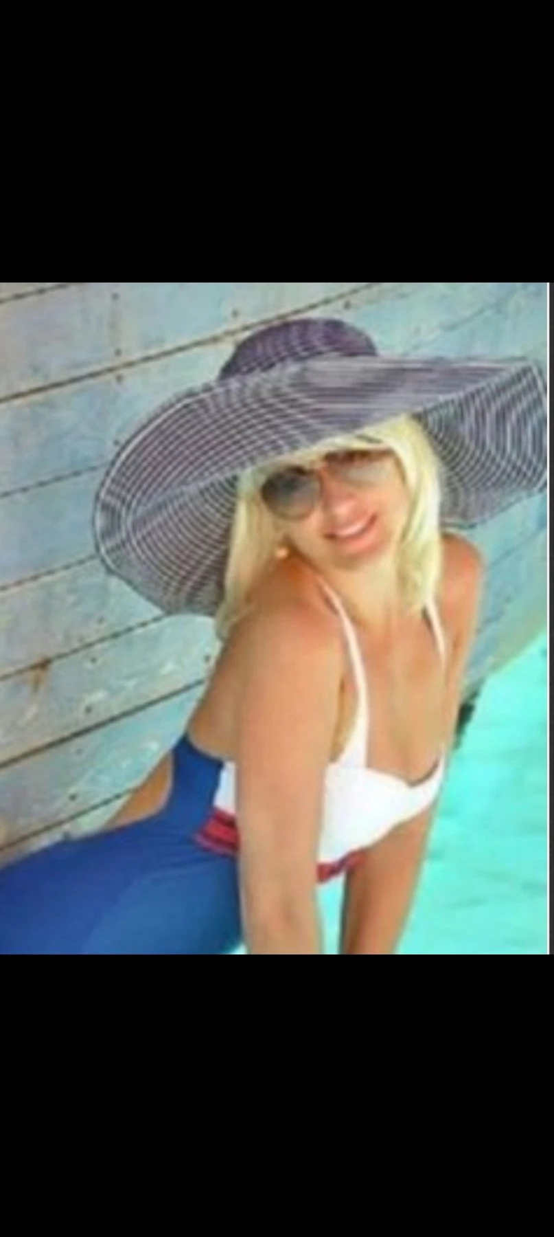 Viki – Russian companion in Colombo — 2 / 4
