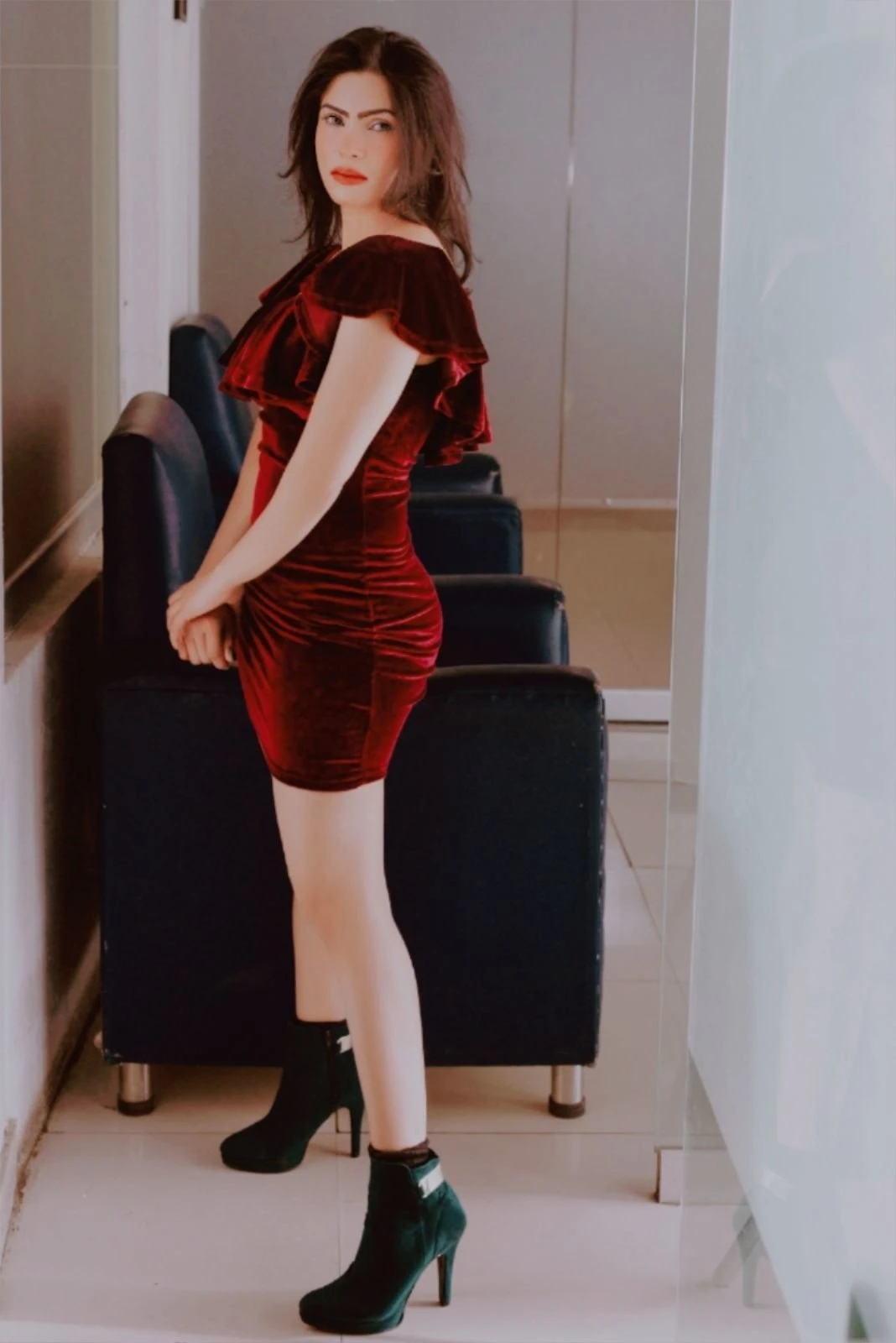 Pari Bahrain – Nepalese escort agency in Lahore — 4 / 6