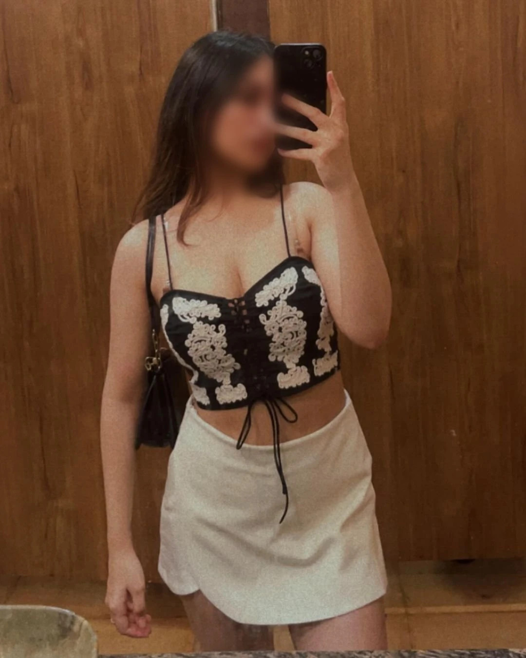 Cam Show Real Meet – Indian escort in Pune, Escort, Pune