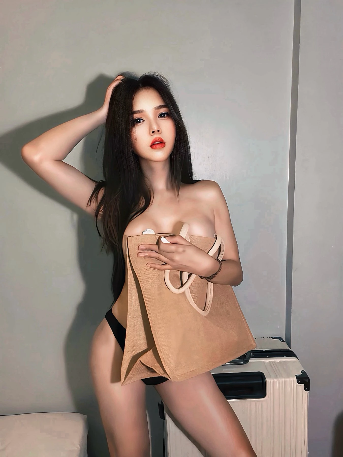 Lona, – Vietnamese escort in Hanoi — 24 / 29