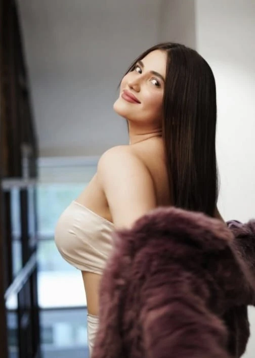 Preet Kaur – Indian escort in Gurgaon — 3 / 5