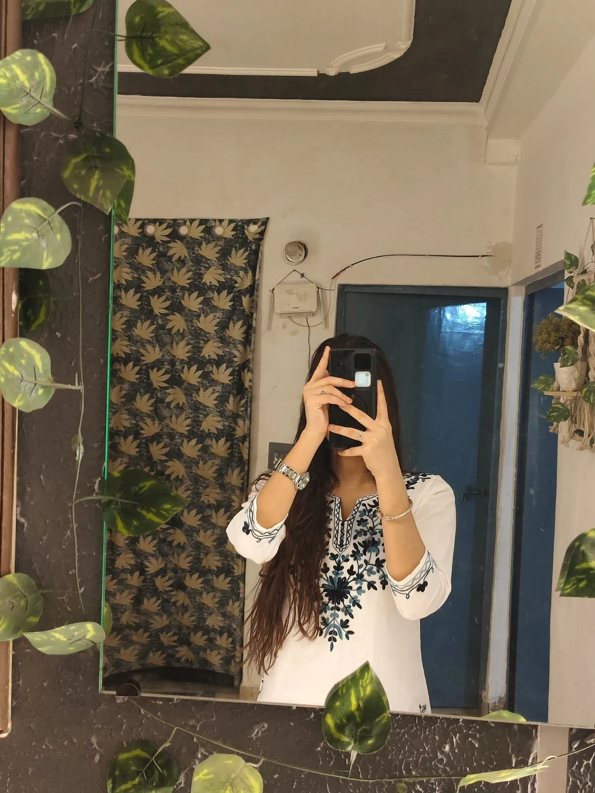 Sanjana – Indian escort in New Delhi — 8 / 12