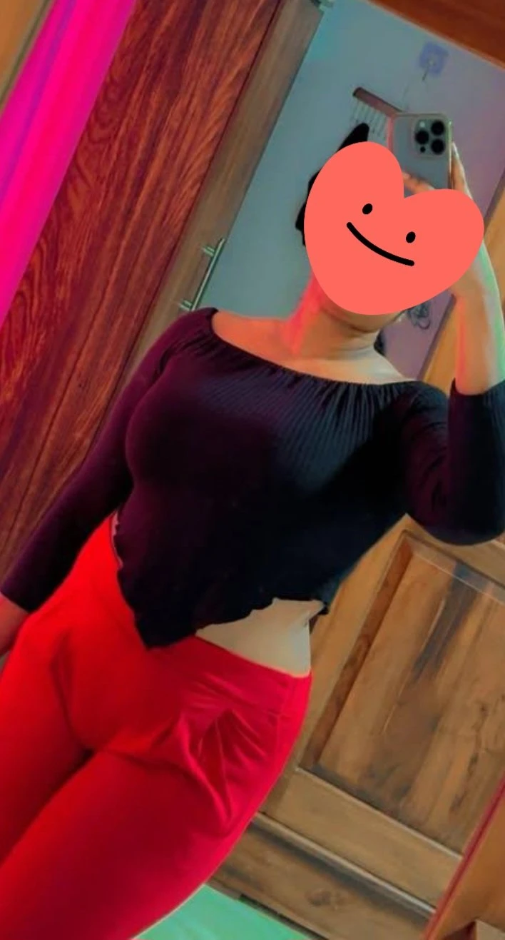 Lesbian Cam & Full Service. – Sri Lankan escort in Colombo — 4 / 25