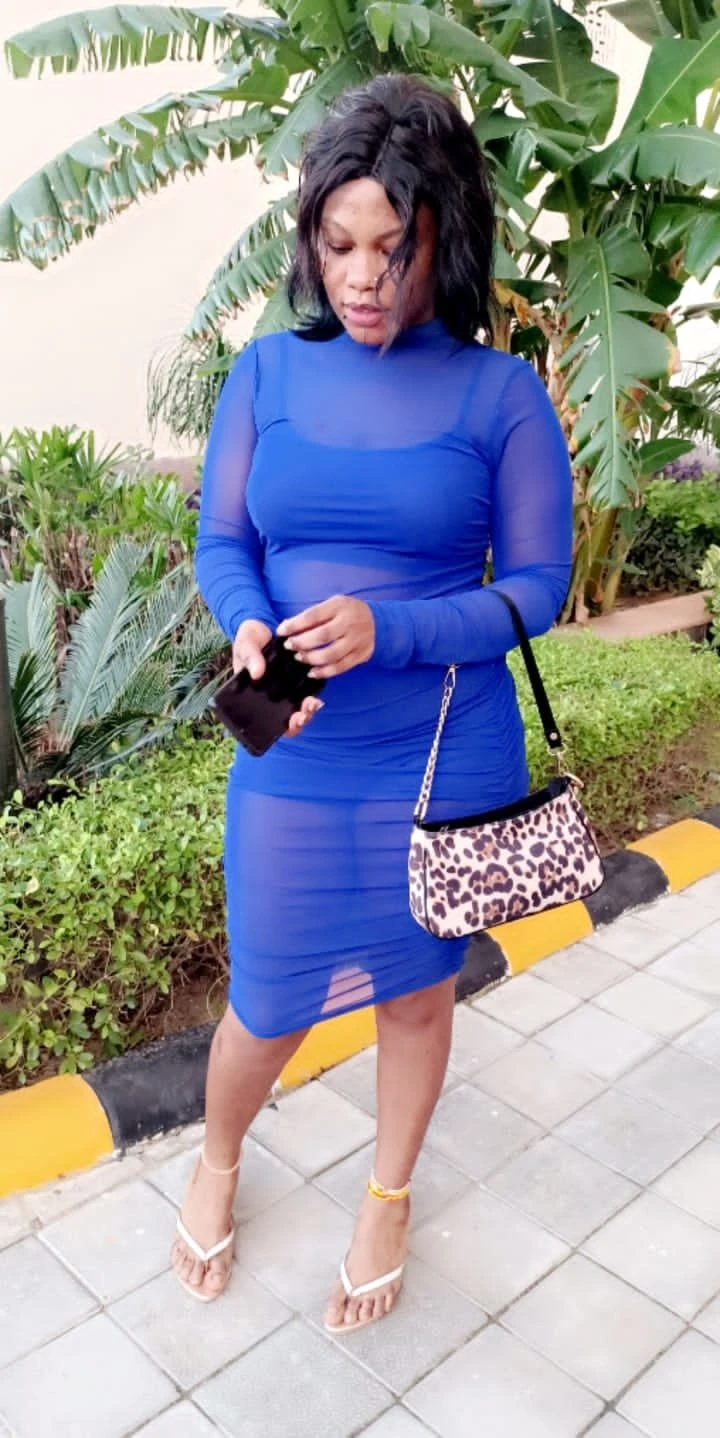 Channel Khloe – Indian escort in Mumbai — 2 / 3