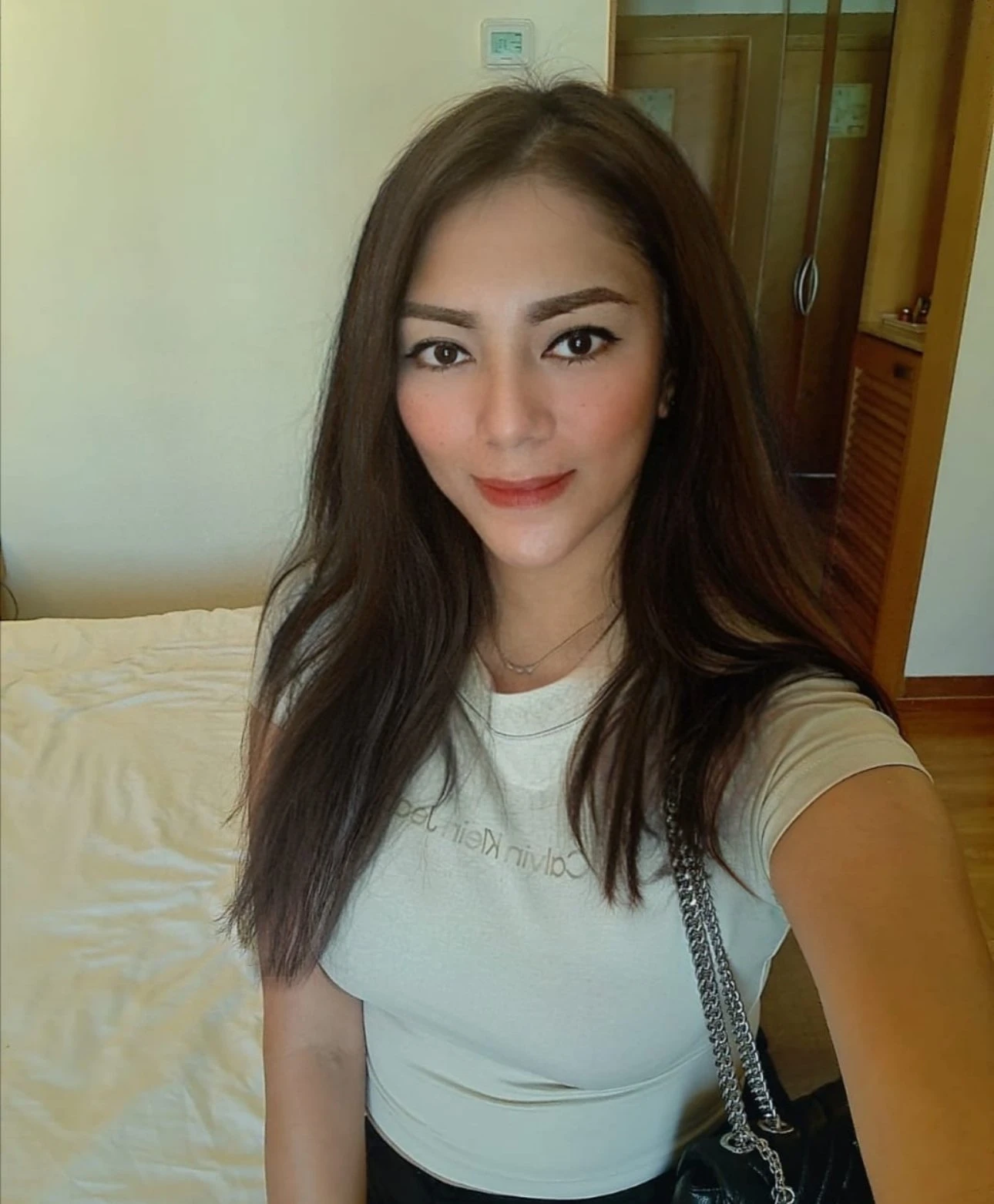 Deep French kisser Audrey. 2 days left – Brazilian escort in Hyderabad — 22 / 31