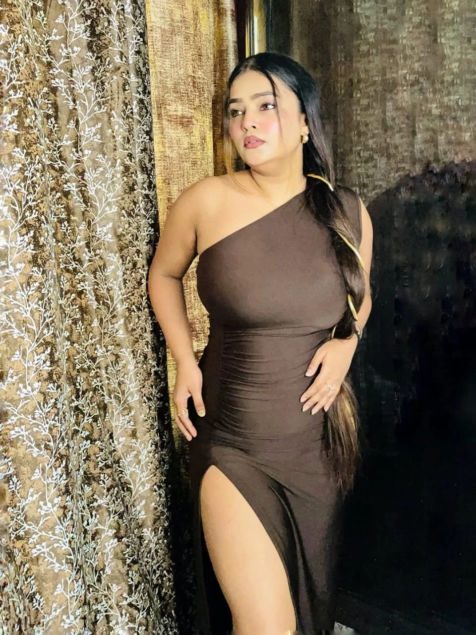 Dhruvi – Indian escort in Mumbai, Escort, Mumbai