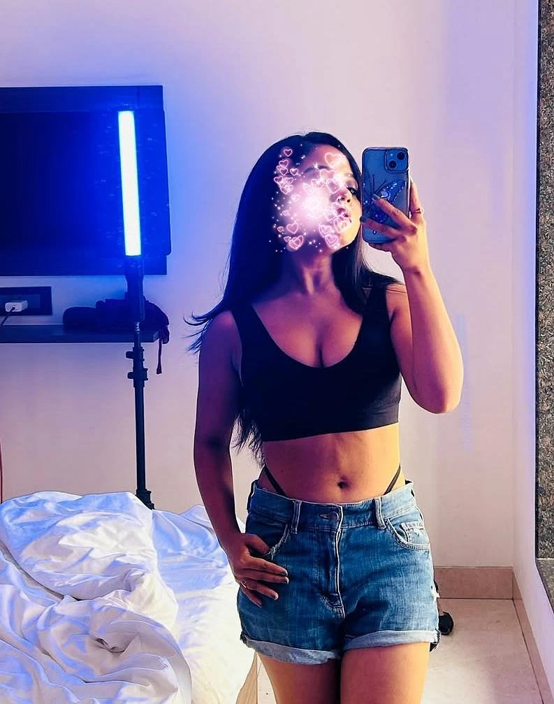 Let's (Cam show🥀Sex chat) Meet Up - – Indian escort in Hyderabad — 4 / 7