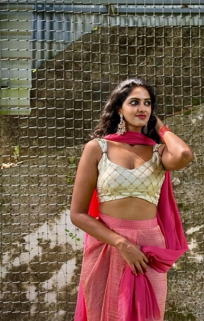 Riya – Indian escort in Gurgaon — 2 / 5
