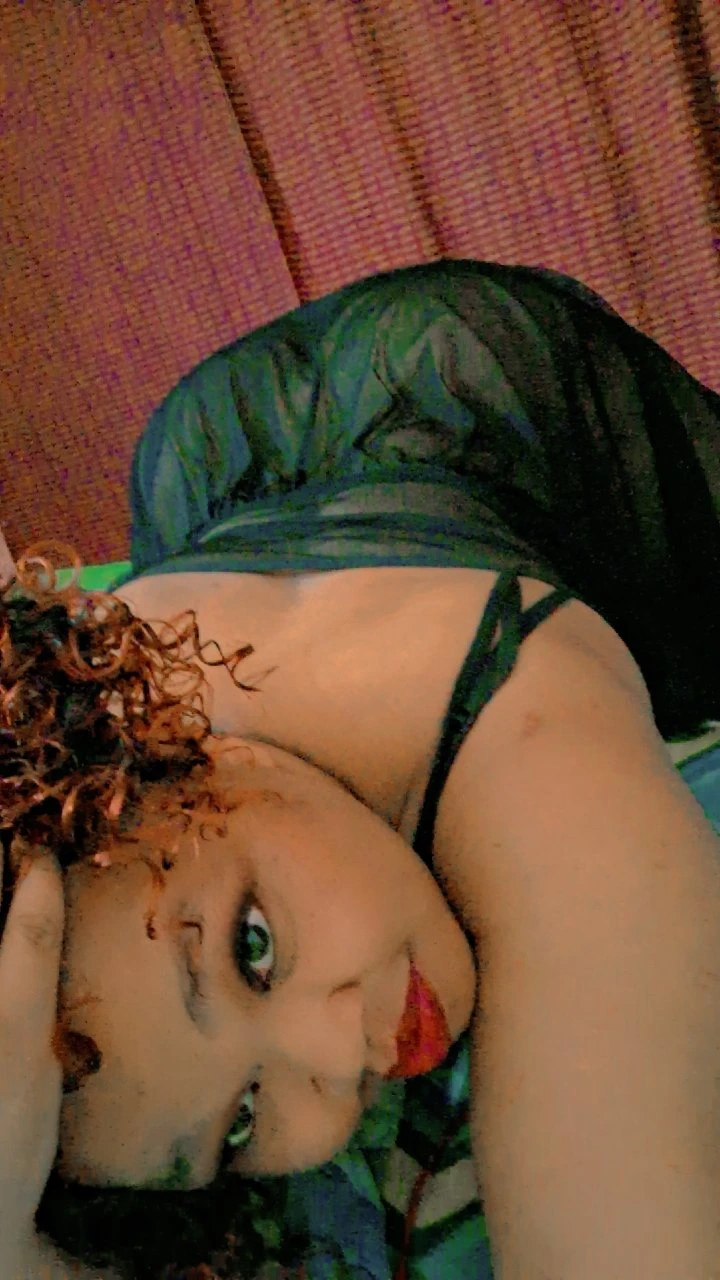 Blow job queen and cam show🤩 – Congolese escort in Hyderabad — 3 / 7