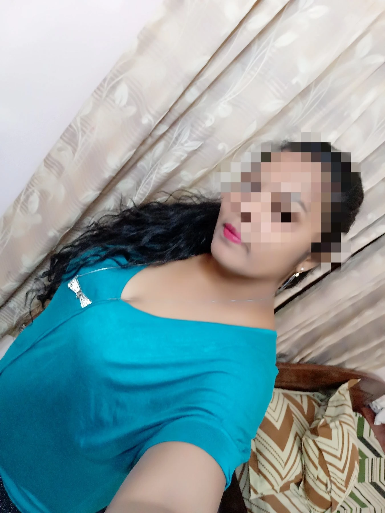 Sonakshi (Video Call Satisfaction) – Indian escort in Mumbai — 3 / 5