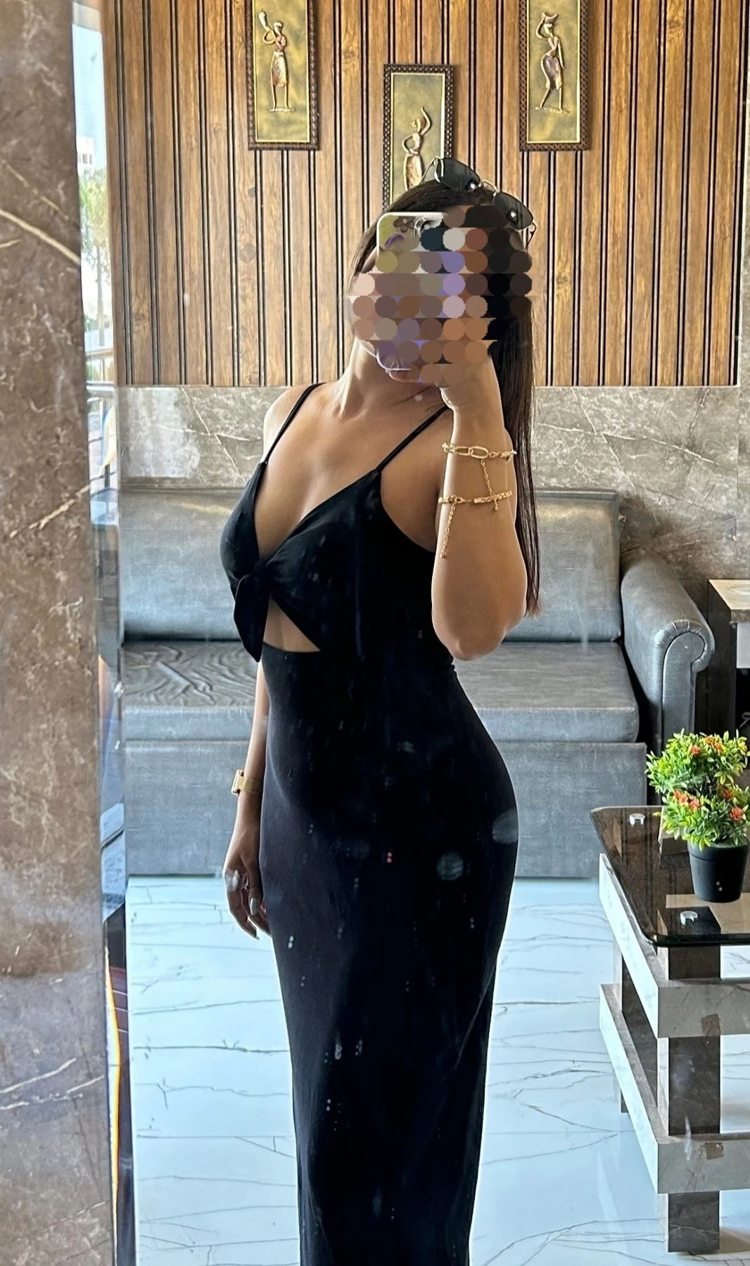 Shreya ( sexual chat, webcam ) meet up – Indian escort in Hyderabad — 5 / 6