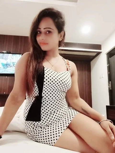 Salina – Indian escort in New Delhi — 1 / 3