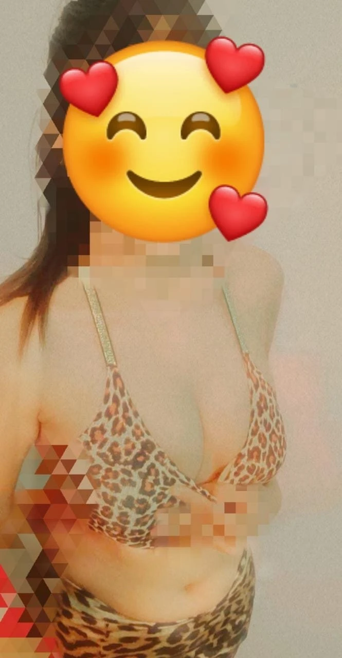 Khushi cam and audio – Indian escort in New Delhi — 3 / 9