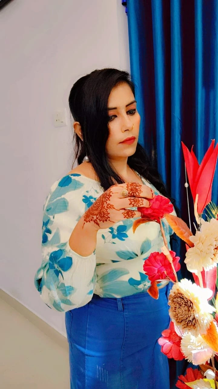Seema – Indian escort in Hyderabad — 6 / 9