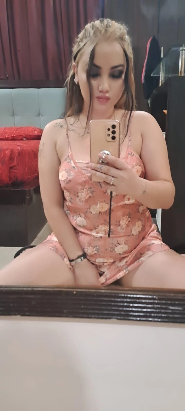Russian – Russian escort in Mumbai — 3 / 17
