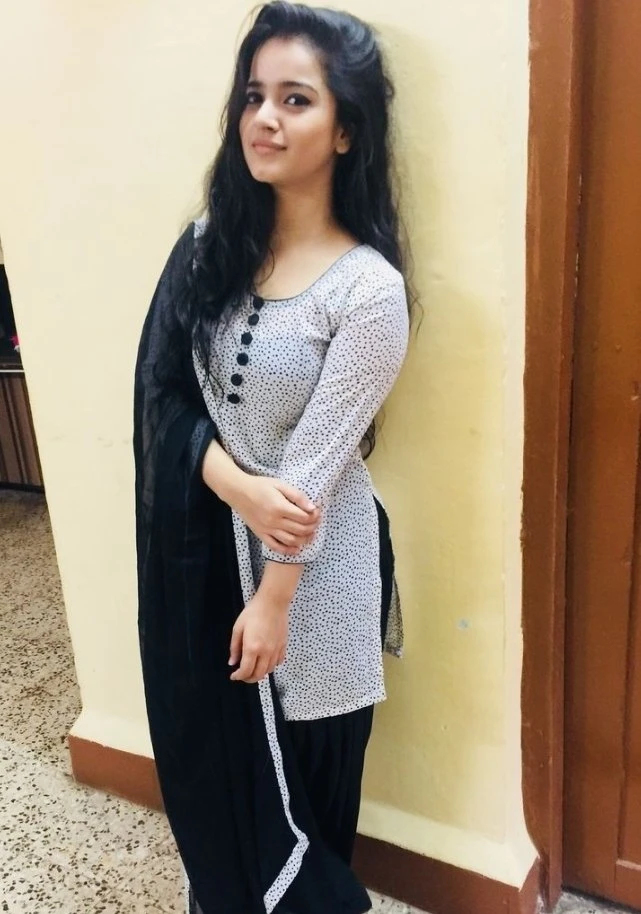 Nandni Call Girl Service – Indian escort in Kozhikode — 2 / 3