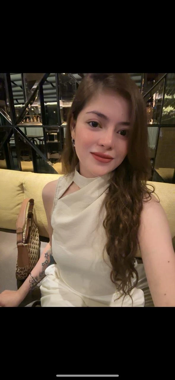 Megan – Spanish escort in Mumbai — 4 / 9